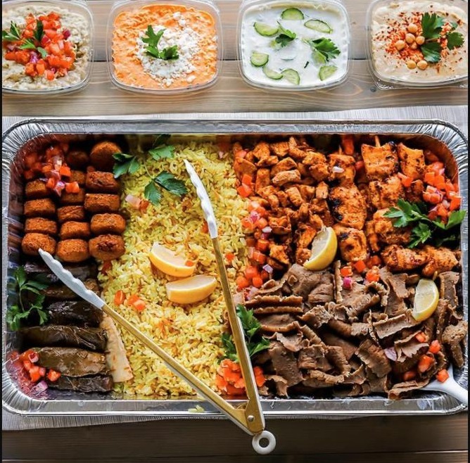 Family Combo Tray, feeds 8 to 10